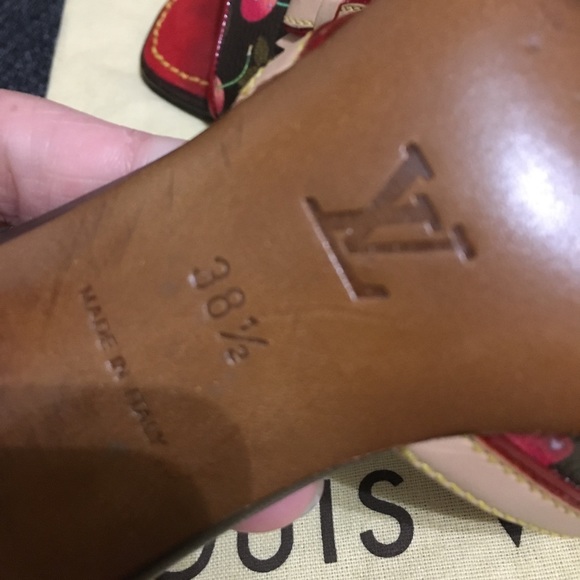 Authentic LV sandals - Picture 8 of 8